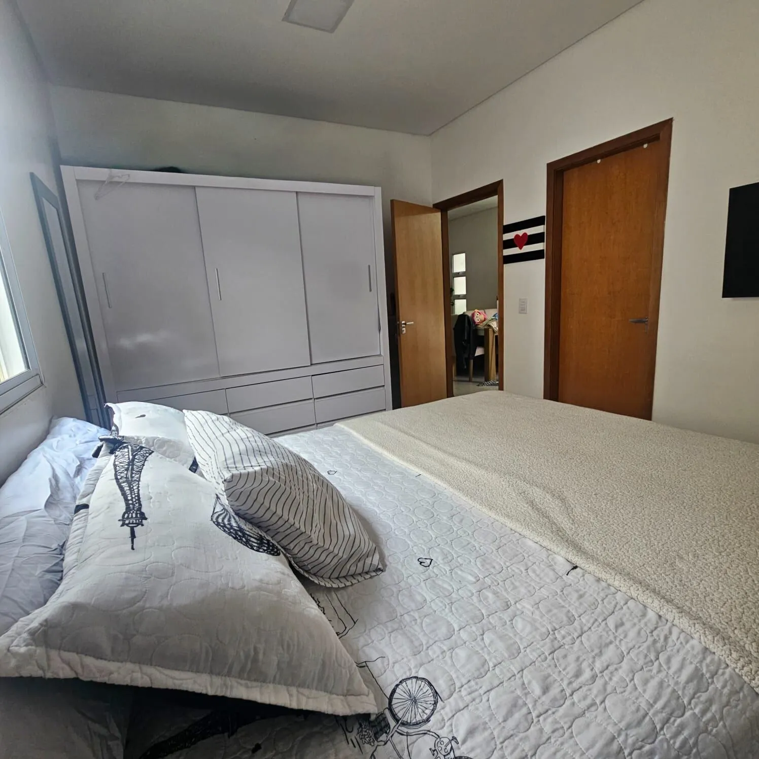 Imagem Casa 3 quartos, 1 suíte, garagem 2 vagas, Condomínio Sicília Residence