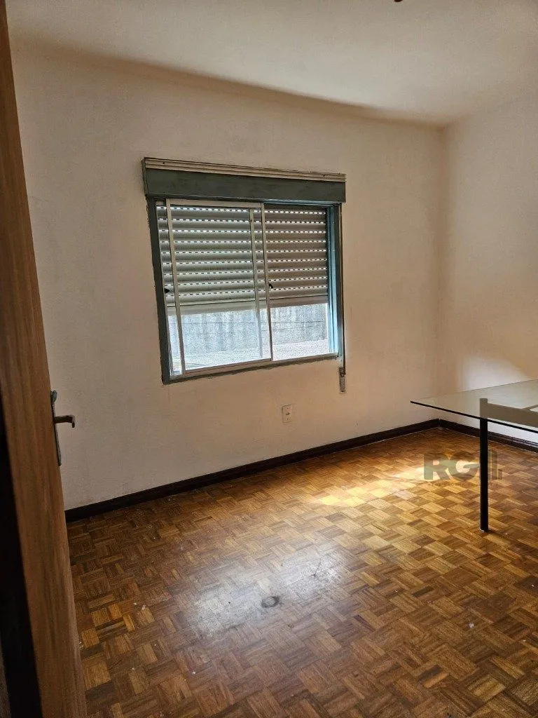 Imagem Casa para Venda - 248.56m², 5 dormitórios, 2 vagas - Teresópolis