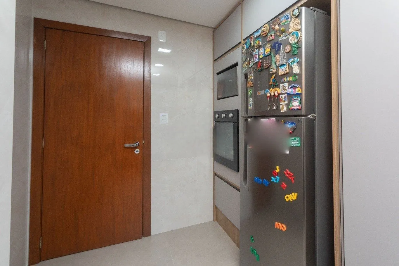 Imagem Apartamento de 3 quartos, suíte e 1 vaga de garagem no bairro Passo da Areia POA