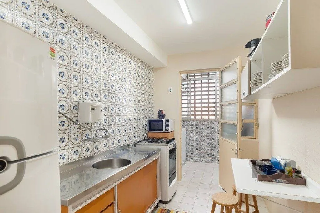 Imagem Apartamento de 2 dormitórios no bairro Menino Deus
