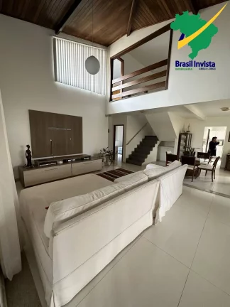 CASA AMPLA NO VILLAGE