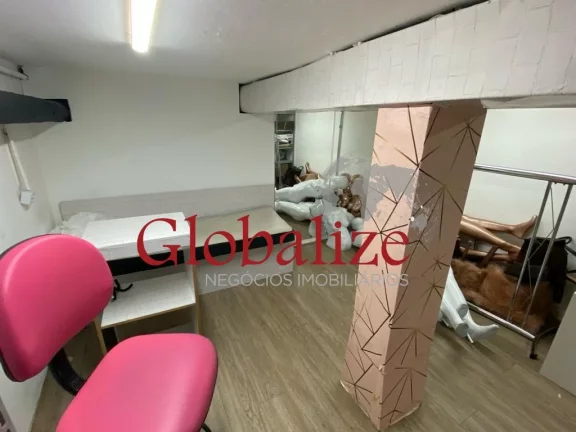 Imagem ALUGO LOJA SHOPPING PARQUE BALNEÁRIO - 52M², NA QUADRA DA PRAIA EM SANTOS, PACOTE R$ 12.000,00