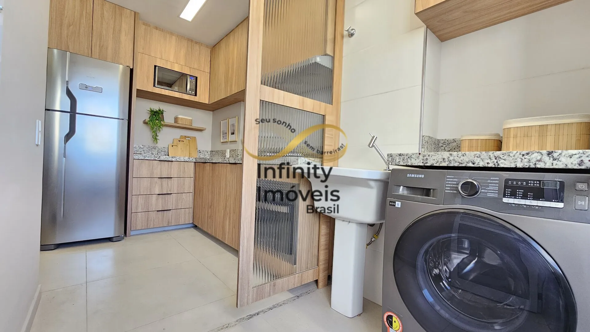 Imagem CELUTA SIQUEIRA RIBEIRO - Apartamento à venda no bairro Coração Eucarístico - Belo Horizonte/MG