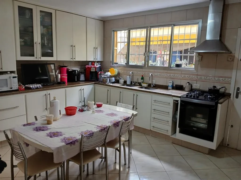 Imagem Sobrado com 3 Quartos à Venda, 182 m² em Vila Ema - São Paulo