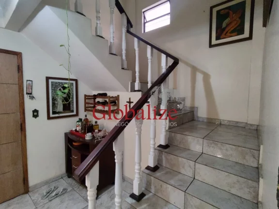Imagem Casa Duplex com 4 suítes e uma delas com hidro-massagem, Piscina, Churrasqueira, Salão de Festas no Campo Grande em Santos (SP) por R$.1.500.000,00 !