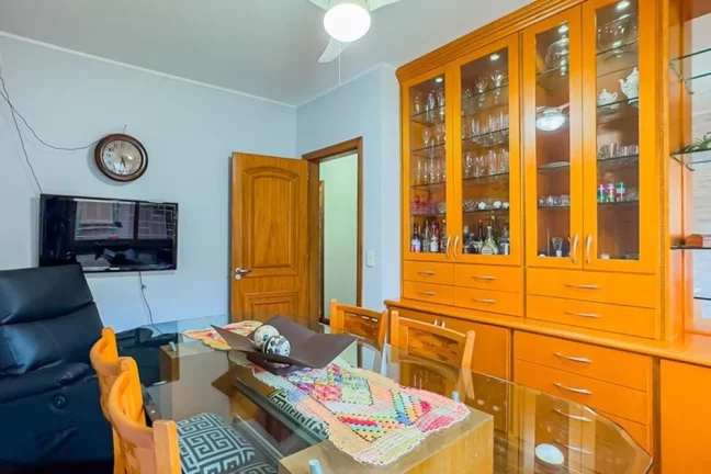 Imagem Casa para venda no bairro Santa Maria Goretti em Porto Alegre
