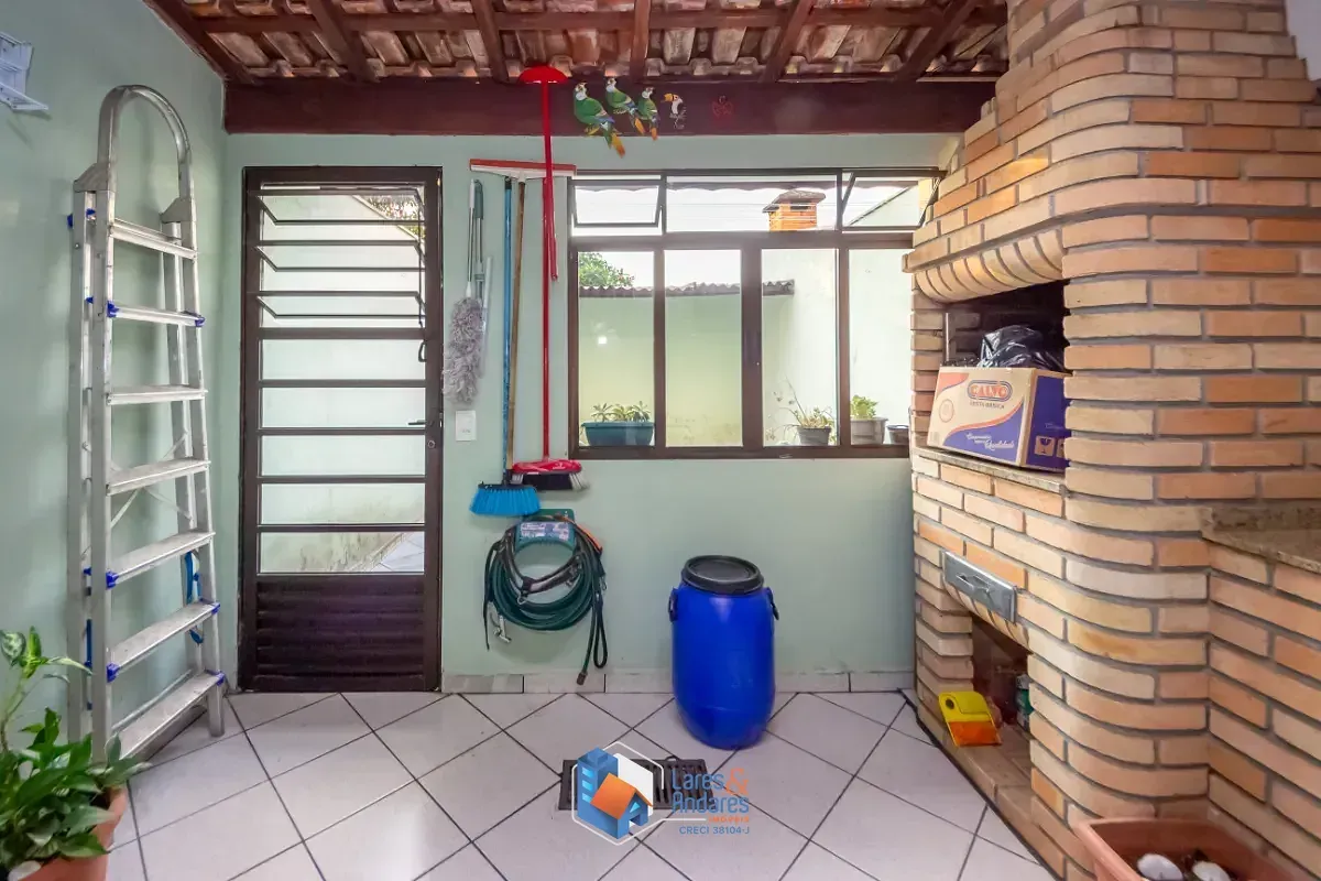 Imagem Sobrado para venda em Jardim Vivan com 2 quartos, 75m²