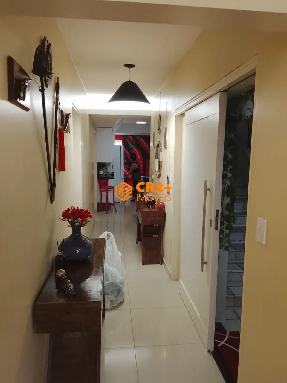 Imagem Vendo apartamento no bairro Mauricio de Nassau em Caruaru, porteira fechada.-135