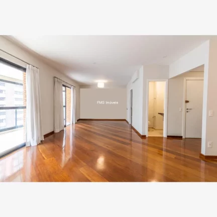 Foto do imóvel Imperdível: Apartamento de Luxo em Moema, São Paulo-SP - 3 quartos, 3 suítes, 5 banheiros, 4 vagas, 167m²