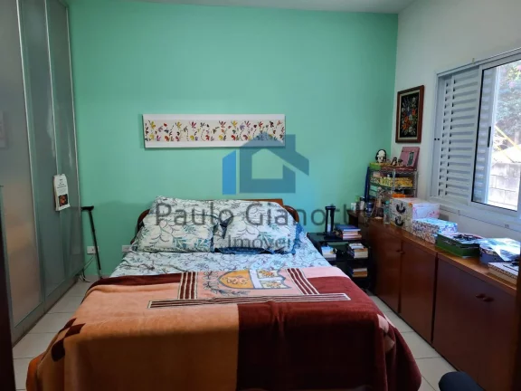 Imagem Casa no Condomínio Parque Paulistano em Cotia