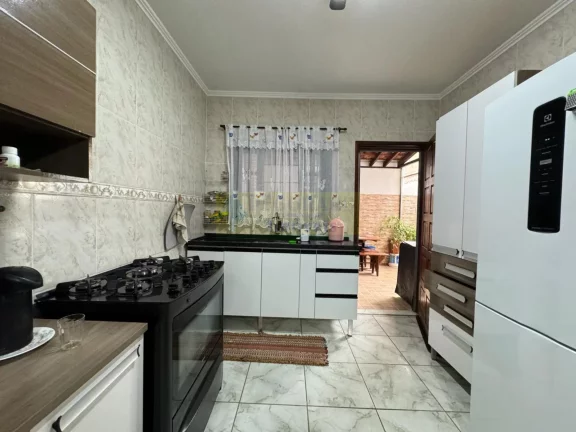 Imagem SOBRADO COM 2 SUITES 3 BANHEIROS A VENDA NA PRAINHA