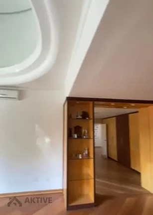Imagem Casa de Condomínio em Aldeia da Serra - Barueri