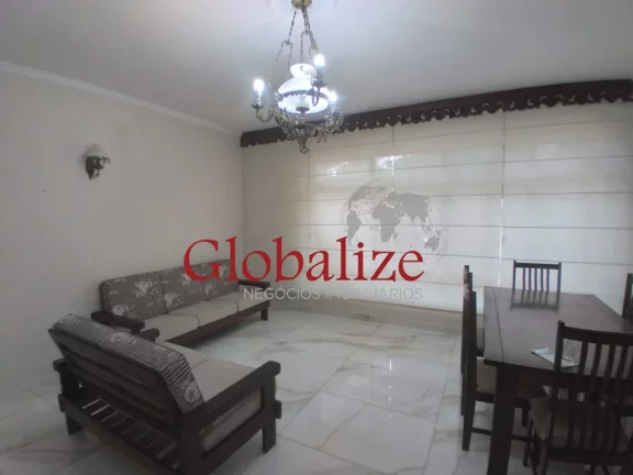 Imagem BELISSIMA CASA COM PISCINA NO BAIRRO DO EMBARÉ, 3DORMITÓRIOS, 1 SUÍTE, GARAGEM PARA 3 CARROS. VALOR R$1.200.000,00