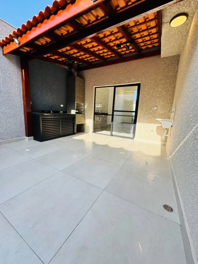 Imagem Casa para Venda em Itanhaém, Bopiranga, 3 dormitórios, 1 suíte, 1 banheiro, 2 vagas