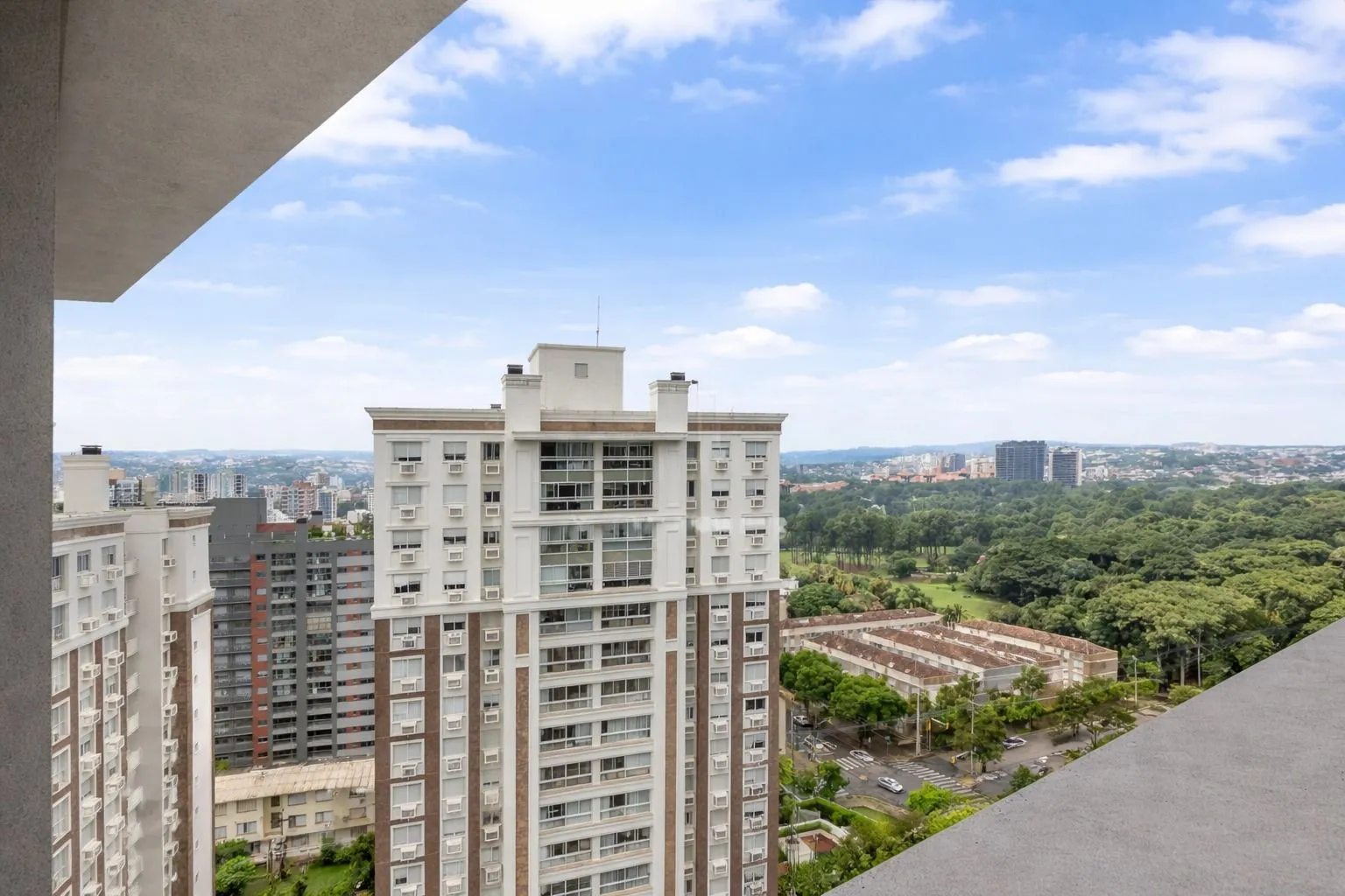 Imagem Apartamento maravilhoso, duas vagas individuais, infra de clube, próximo ao Iguatemi, Bairro Boa Vista
