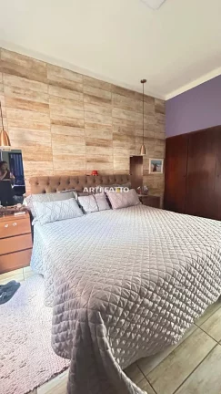 Imagem Vende-se Casa sobrado no Centro
