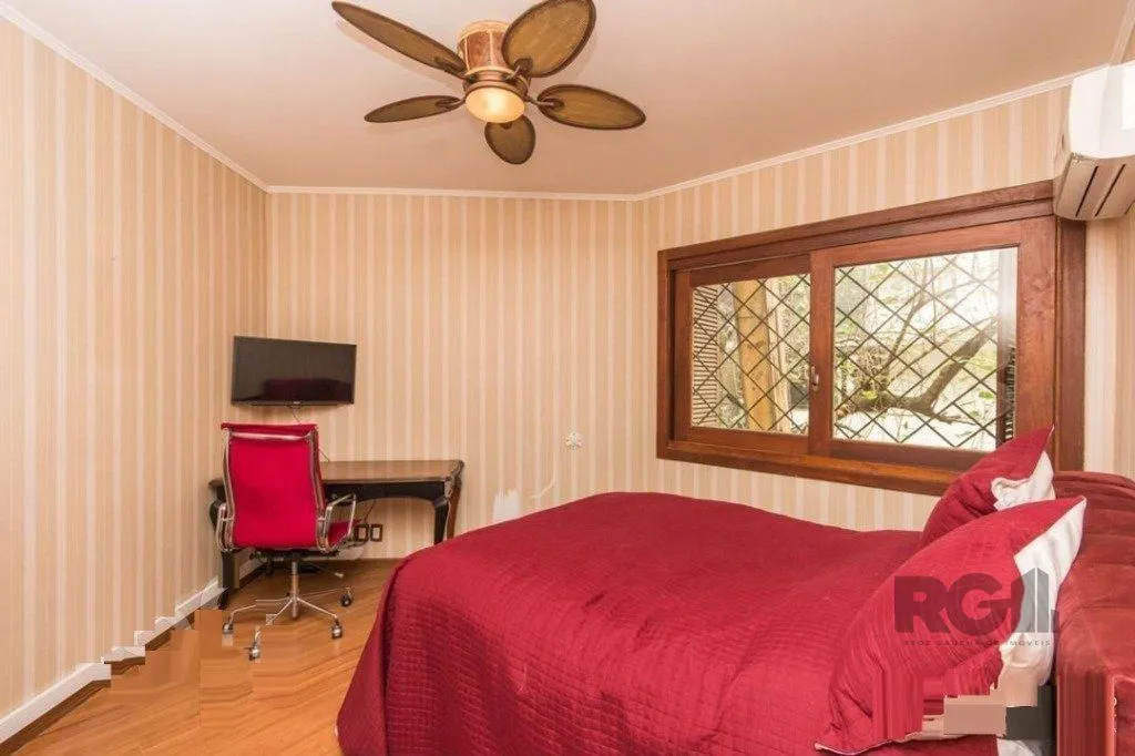 Imagem Vende-se luxuoso apartamento 3 quartos com suíte, com dependência completa, 2 vagas cobertas, próximo da Encol - 204m² - Bela Vista