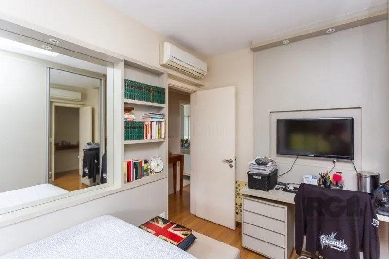 Imagem Apartamento 3 dormitórios, 1 suíte, 2 vagas - 74,91m² no Bairro Petrópolis