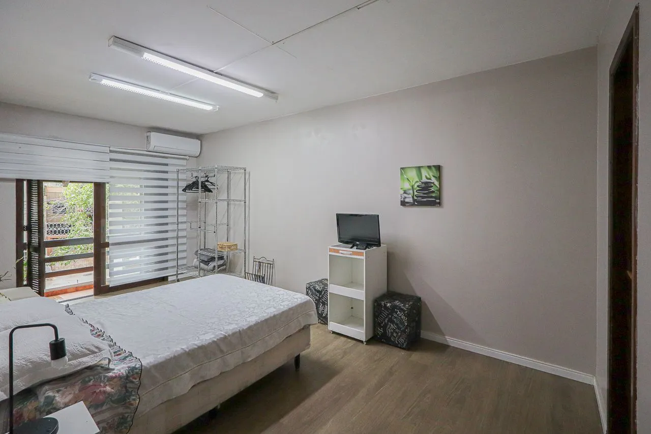 Imagem Casa, 3 dormitórios, 2 Suítes, 293,20m², Bairro Bela Vista, Porto Alegre