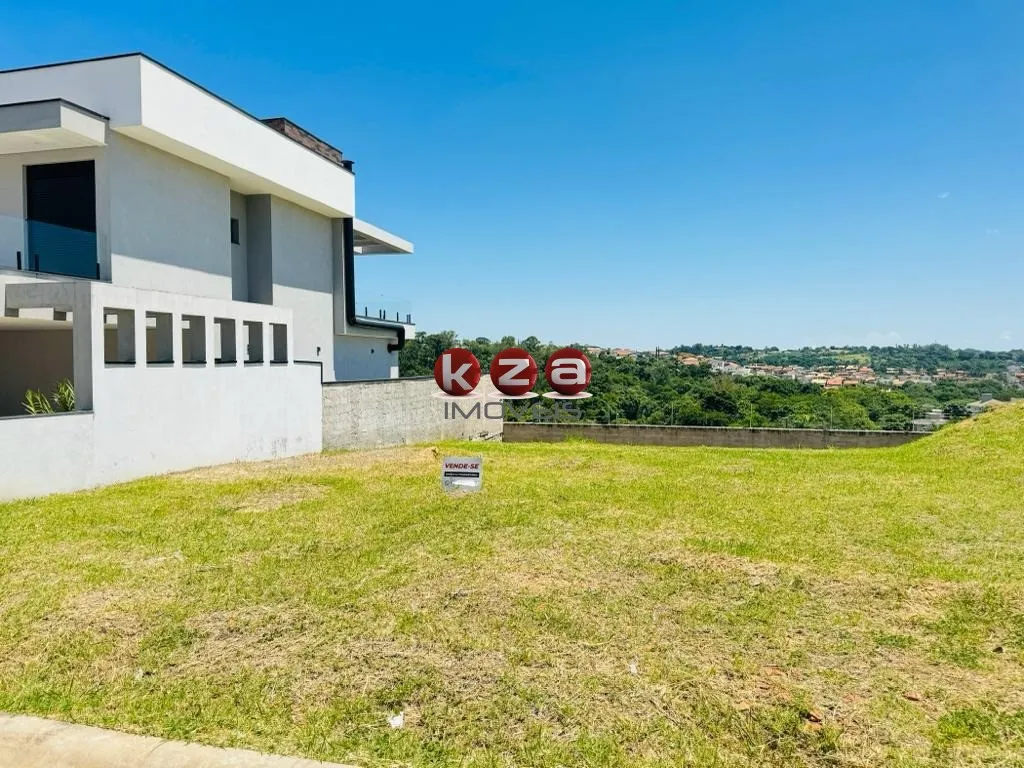 Foto do imóvel Terreno em condomínio à venda em Valinhos-SP, Vila Colline Di Parma, 330m² de área.