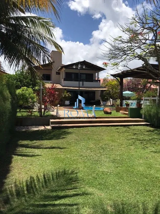 Imagem Casa à Venda em Lucena/PB com 5 Suítes e Acesso à Praia