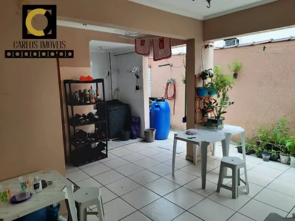 Imagem Casa Triplex com 3 dormitórios no Gonzaguinha em São Vicente