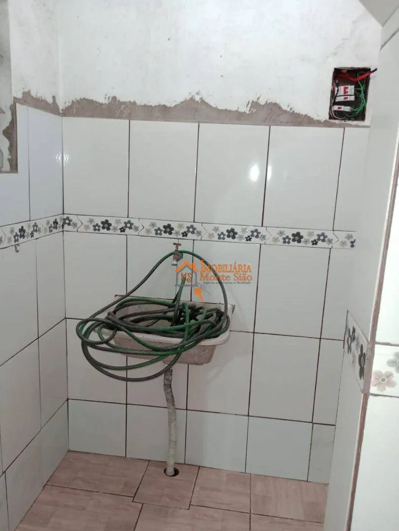 Imagem Casa com 3 dormitórios à venda por R$ 318.000,00 - Água Chata - Guarulhos/SP
