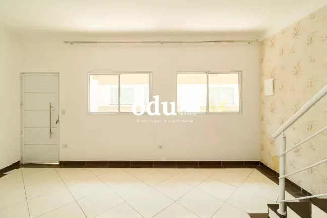 Imagem Um sobrado que une o conforto de uma casa com a praticidade e segurança de um condomínio. Com 100 ...