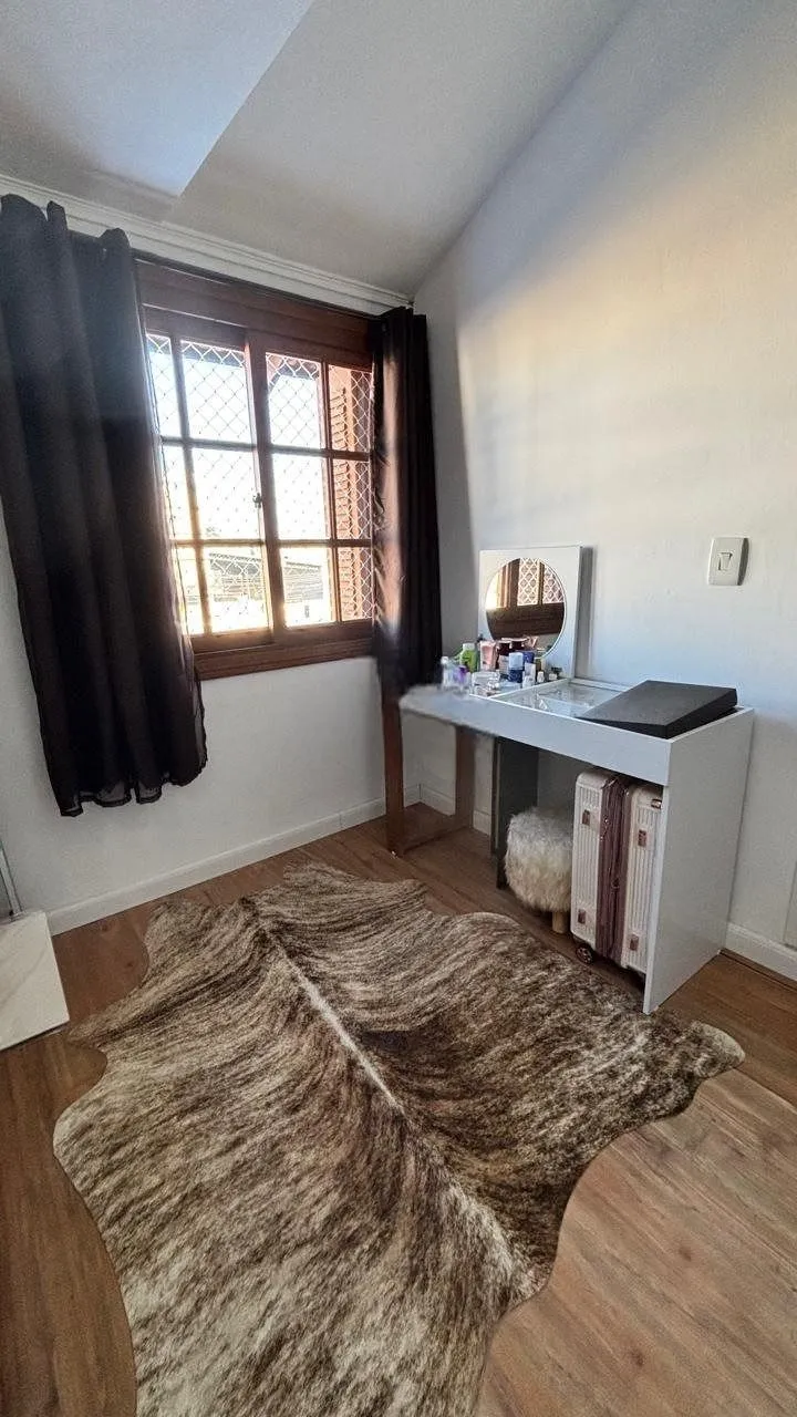 Imagem Casa em Condomínio com 3 quartos, 1 vaga e 100.08m² para vender só R$ 420.000