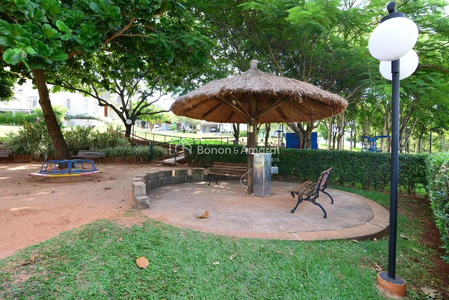 Imagem Sobrado à venda no Condomínio Paineiras - Paulínia/SP
