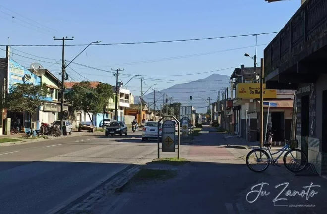 Imagem Galpão Comercial no principal acesso a Paranaguá