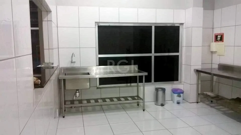 Imagem Casa Comercial para Venda - 200m², 0 dormitórios, Niterói
