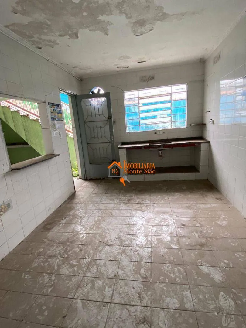 Imagem Casa térrea com 245m² de terreno, com 6 salas, oportunidade para investidor no Jardim Vila Galvão - Guarulhos/SP
