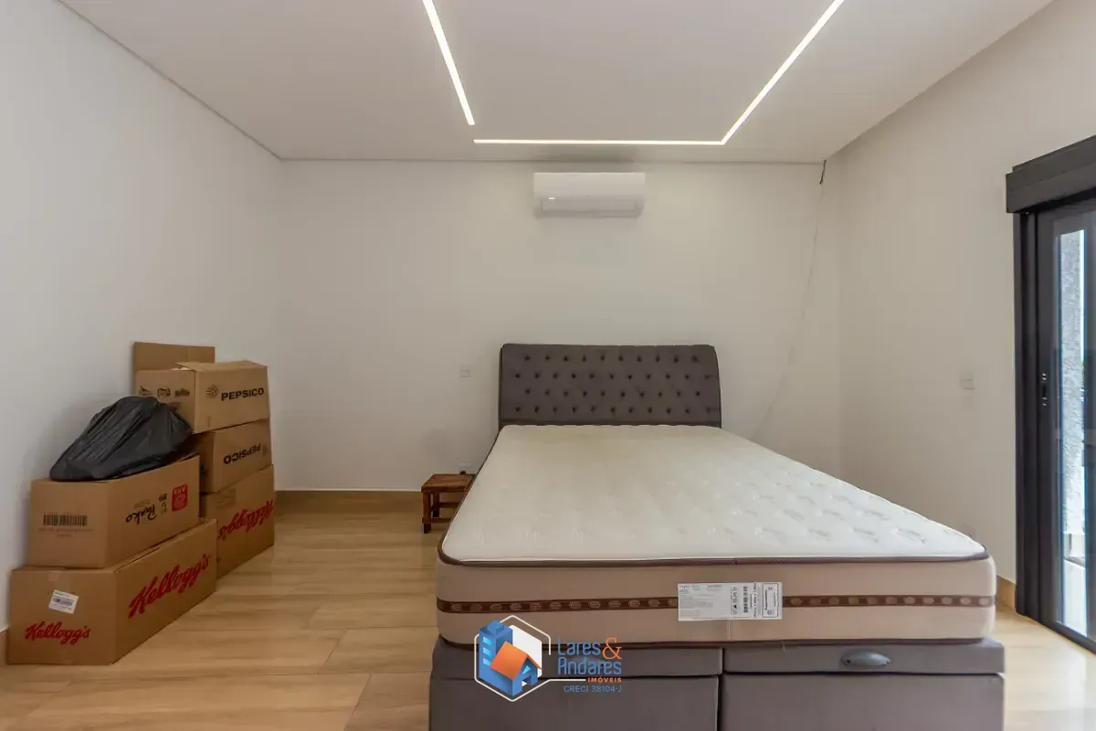 Imagem Casa em condomínio para venda em Vila Pirituba com 4 quartos, sendo 2 suítes, 300m²
