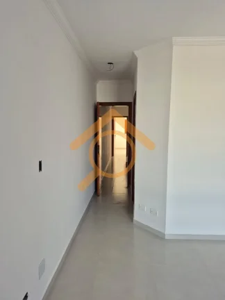 Imagem Casa reformada na Vila Arriete: 3 quartos, 1 suíte, 2 salas, 2 banheiros, 2 vagas - 118,00 m² em São Paulo-SP.