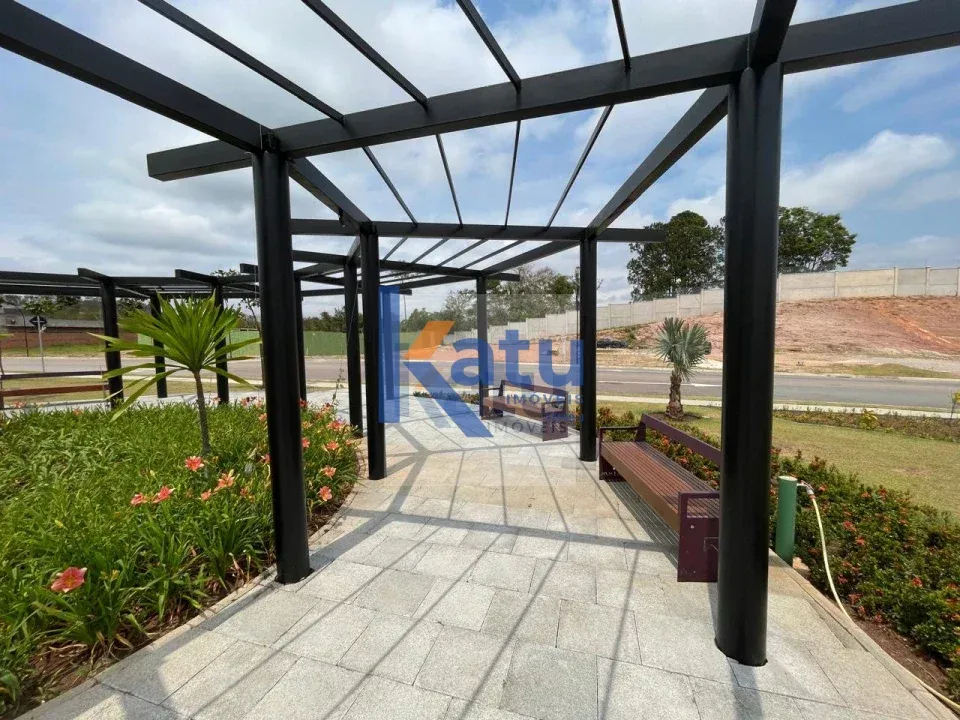 Imagem Terreno à venda no Condomínio Portal dos Lagos  Jundiaí/SP
Terreno com 420 m² de área total, ...