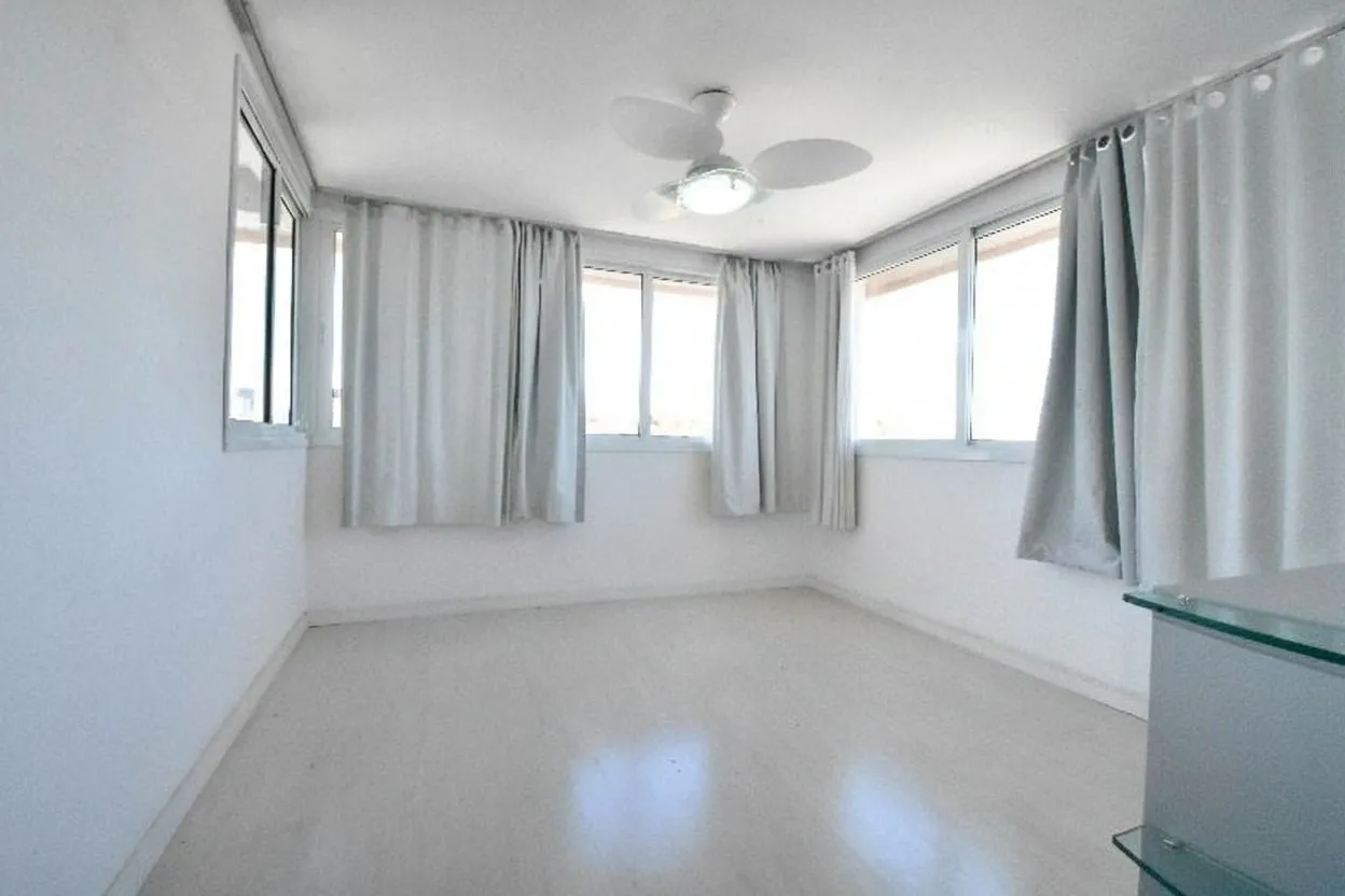 Imagem APARTAMENTO 2 DORMITÓRIOS COM 1 VAGA E SACADA COM CHURRASQUEIRA