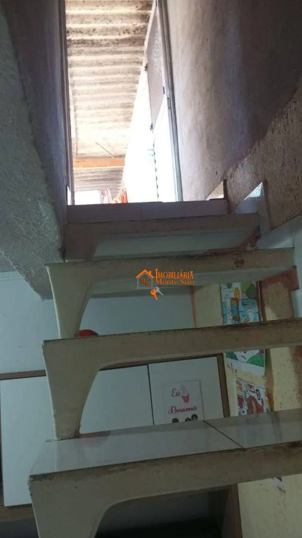 Imagem Sobrado com 5 dormitórios à venda, 125 m² por R$ 279.000,00 - Jardim Bananal - Guarulhos/SP