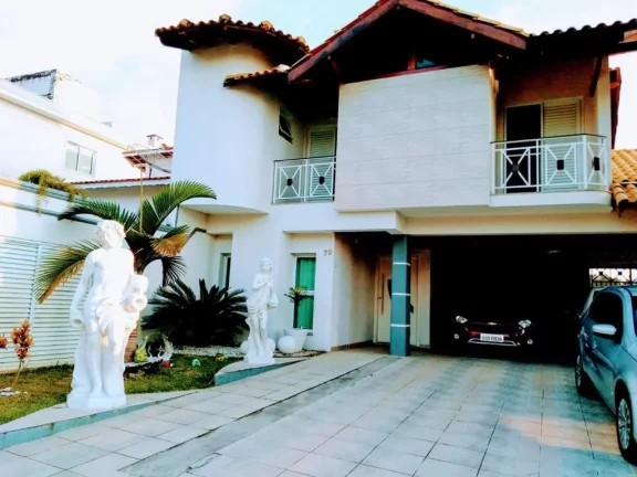 Imagem Sobrado com 3 dormitórios à venda, 347 m² por R$ 1.600.000,00 - Parque Residencial Itapeti - Mogi das Cruzes/SP