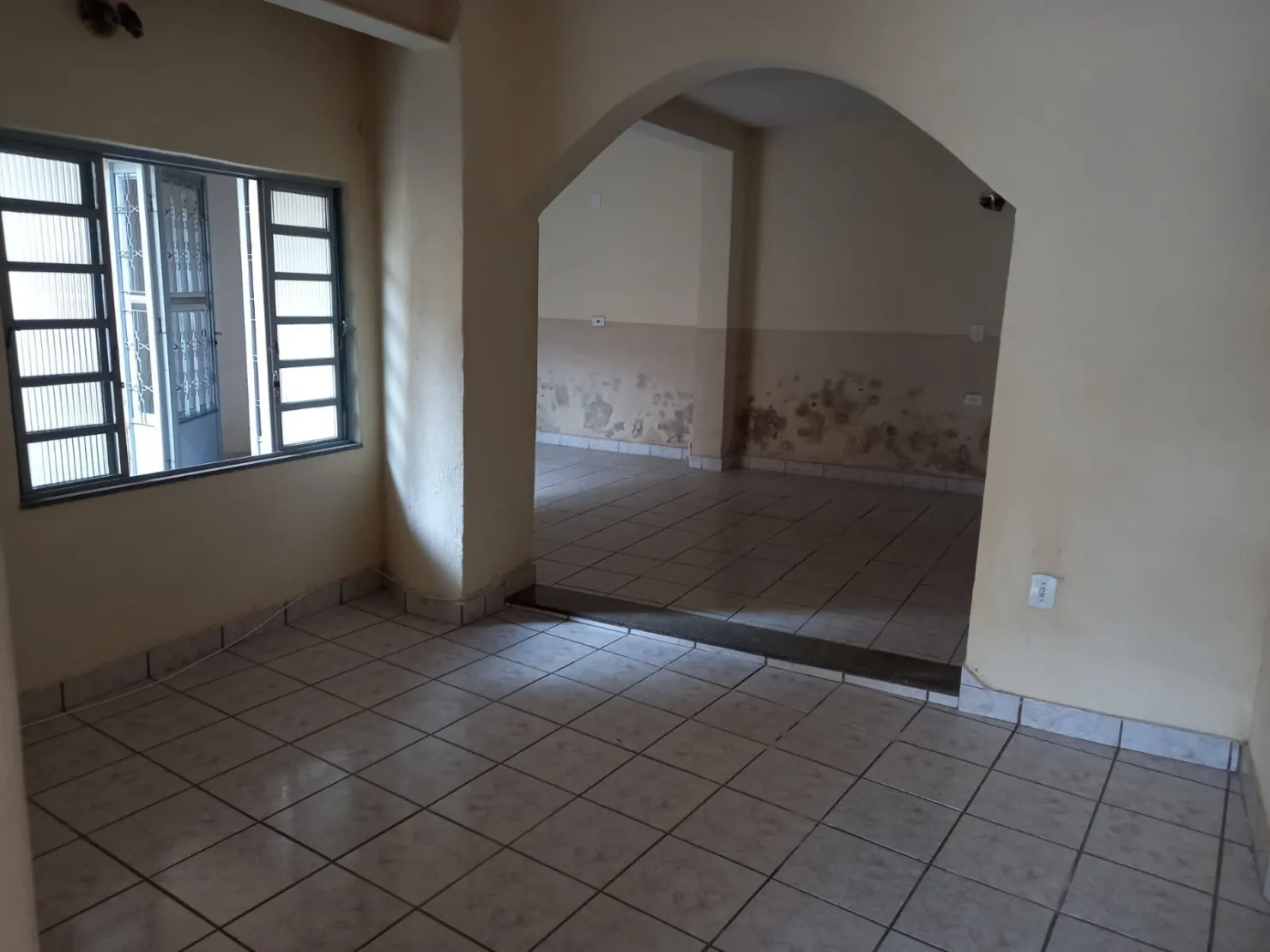 Imagem Casa à venda 7 Quartos, 4 Suites, 3 Vagas, 490M², Jardim Russi, Taubaté - SP