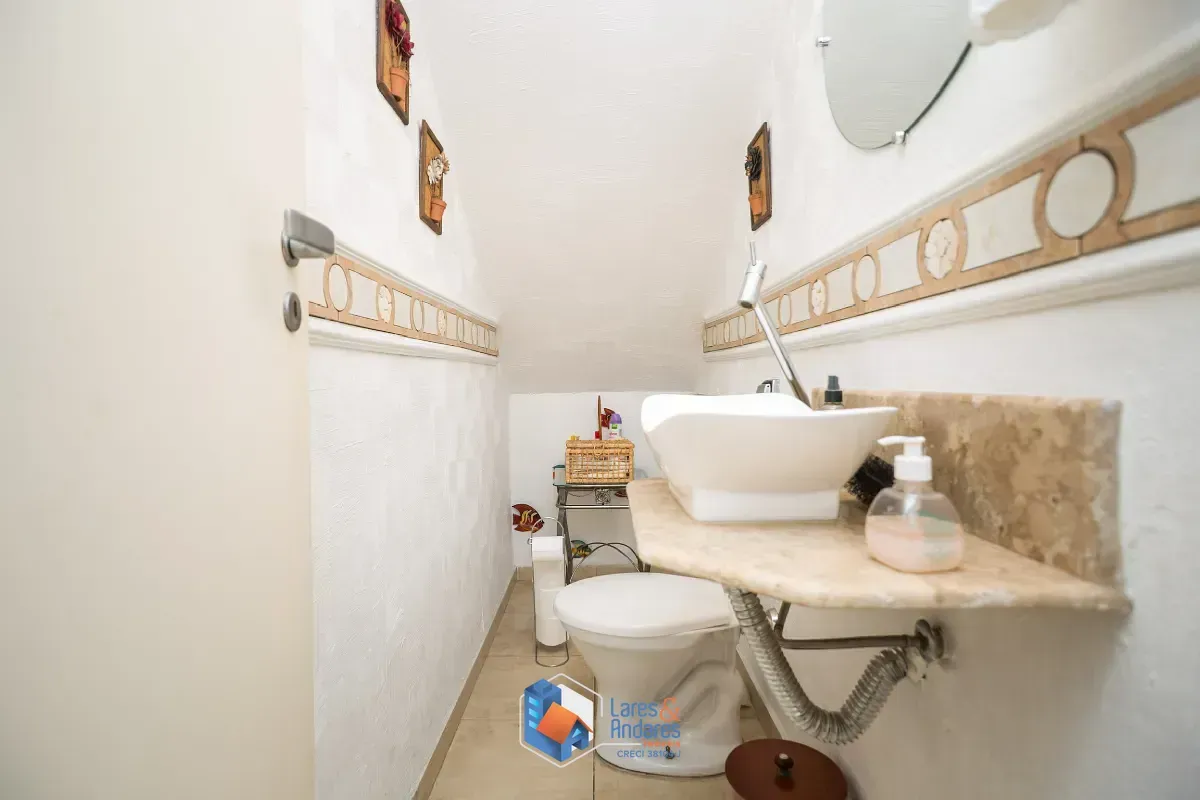 Imagem Casa para venda em Campo Belo com 3 quartos, sendo 1 suíte, 220m²