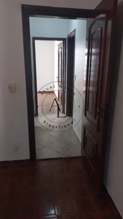 Imagem Casa Térrea para venda com 300 metros quadrados com 3 quartos em Taboão - São Bernardo do Campo - SP