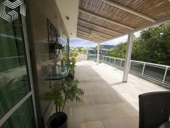 Imagem Cobertura exclusiva na Barra da Tijuca: 4 quartos, 4 suítes, 3 salas, 5 banheiros, 4 vagas - 558m² de pura sofisticação!