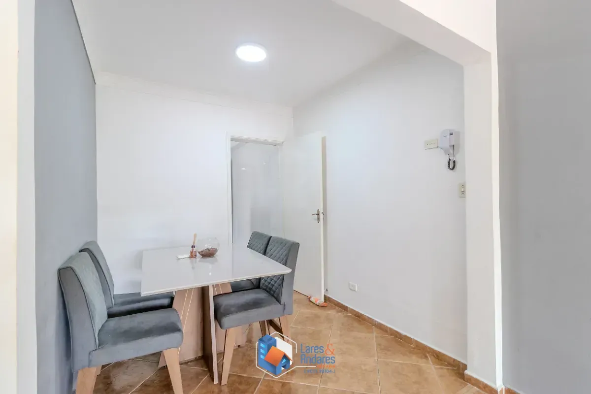 Imagem Sobrado para venda em Vila do Castelo com 3 quartos, sendo 1 suíte, 250m²