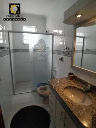 Imagem Casa linda com 3 quartos a venda com 230m²