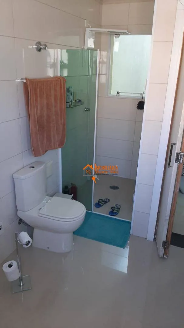 Imagem Sobrado com 3 dormitórios à venda, 177 m² por R$ 550.000,00 - Jardim Maria Clara - Guarulhos/SP