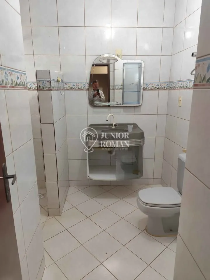 Imagem SOBRADO 3 DORM NO CENTRO DE BARREIRAS/BA