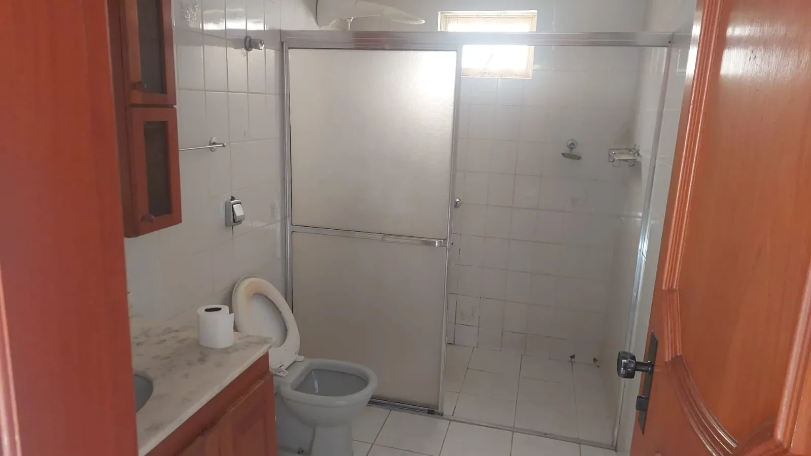 Imagem Casa com 3 Quartos para Alugar, 250 m² em Jardim das Américas - Cuiabá
