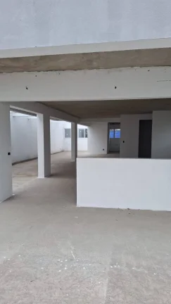 Imagem Prédio Comercial - 800M, 7 Vagas, Eletricidade 600 Amperes e Trifásico.