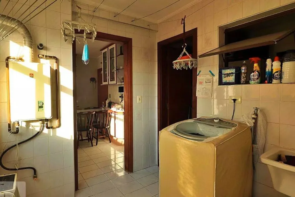 Imagem Venda ou locação de apartamento de 3 quartos no Parque das Nações, Santo André-SP: 135m², 1 suíte, 3 banheiros, 2 vagas.